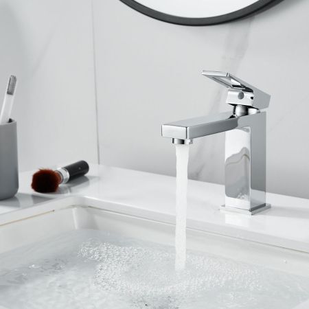 Смеситель для раковины Raffine F0196, хром