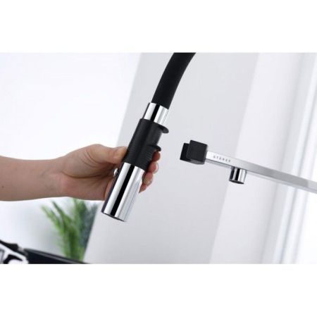 Смеситель для кухни Paulmark Magneto Ma213118-CR Хром Черный, артикул Ma213118-CR