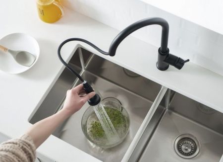 Смеситель для кухни Timo Saona 2316/03FL Черный, артикул 2316/03FL