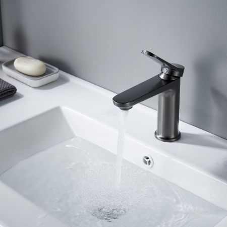 Смеситель для раковины Shevanik S4301T, оружейная сталь, артикул S4301T