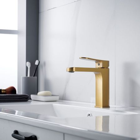 Смеситель для раковины Shevanik S4501G, золотой сатин, артикул S4501G