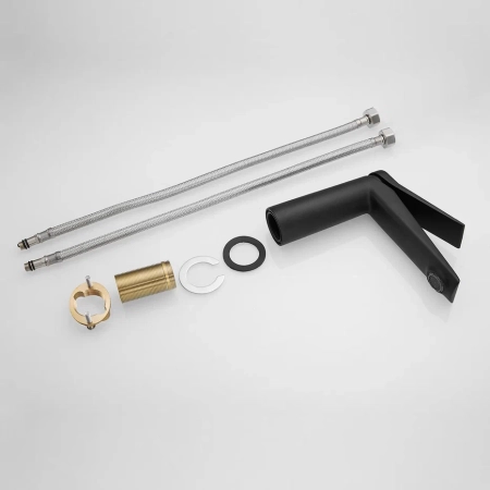 Смеситель для раковины Shevanik S8401H, черный