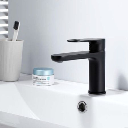 Смеситель для раковины D-Lin 377-A D110377-A, черный