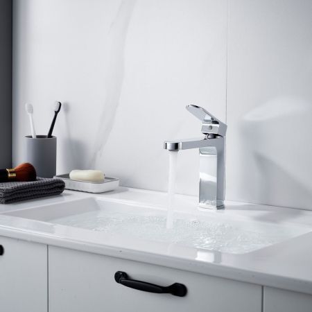 Смеситель для раковины Shevanik S4501, хром