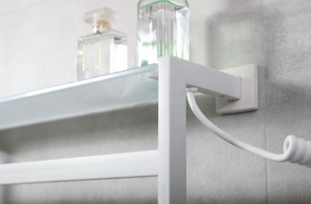 Электрический полотенцесушитель Black&White Universe 580х350 N-333W с полкой Белый