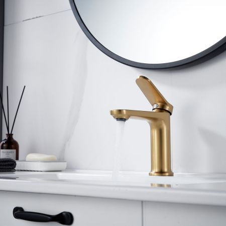 Смеситель для раковины Shevanik S4301G, золотой сатин, артикул S4301G