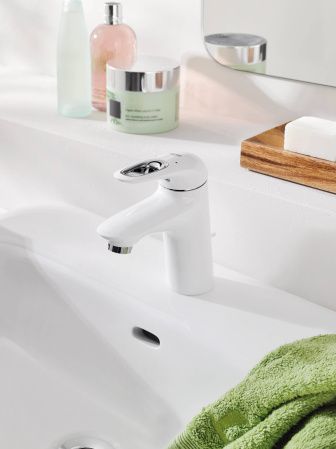 Смеситель для раковины  GROHE EUROSTYLE 33558LS3 (белый, L-11 H-8,2), шт Смеситель для раковины  GROHE EUROSTYLE 33558LS3 (белый, L-11 H-8,2), шт