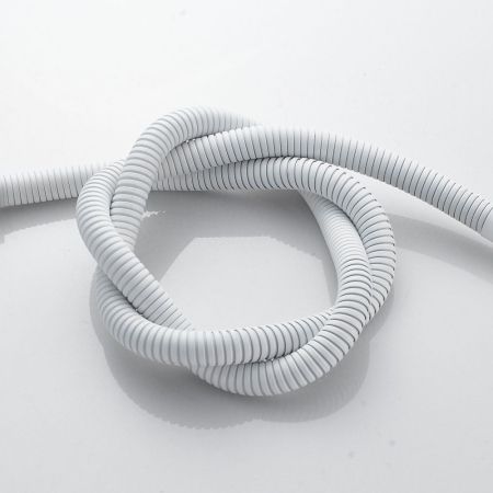 Шланг Shevanik SE17-10 (100 см), белый