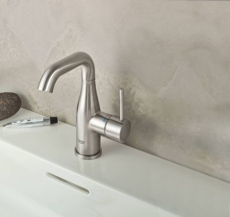 Смеситель GROHE Essence New для раковины с донным клапаном, суперсталь (23462DC1) Смеситель GROHE Essence New для раковины с донным клапаном, суперсталь (23462DC1)