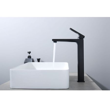 Смеситель для раковины Raglo R51.15.06, черный, артикул R51.15.06