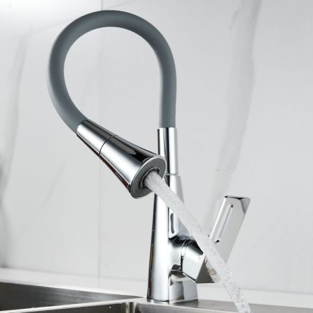 Смеситель для кухни с гибким изливом Raffine F313-9, хром