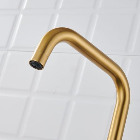 Смеситель для кухни с подключением фильтра Shevanik S528G, золотой сатин, артикул S528G