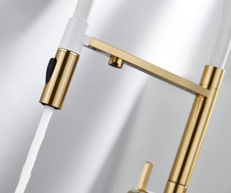 Смеситель для кухни с подключением фильтра для воды Rose R458G, золотой сатин