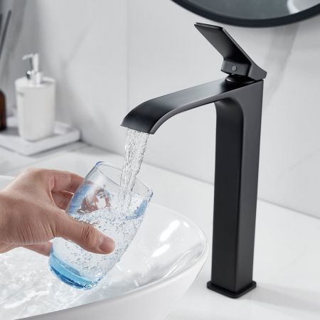 Смеситель для раковины высокий Shevanik S4011H, черный, артикул S4011H