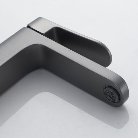 Смеситель для раковины Shevanik S4501T, оружейная сталь