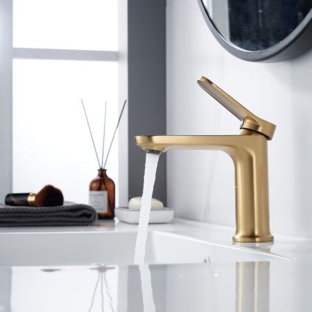 Смеситель для раковины Shevanik S4301G, золотой сатин, артикул S4301G