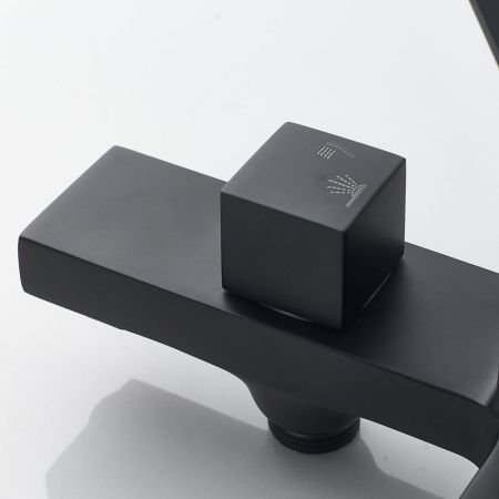 Смеситель для ванны Shevanik S9602H, черный