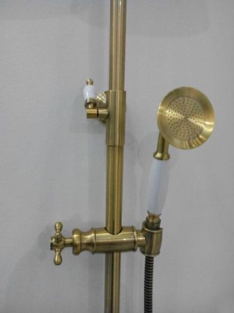 Стойка с верхним душем(20 см)MEDICI, артикул 401