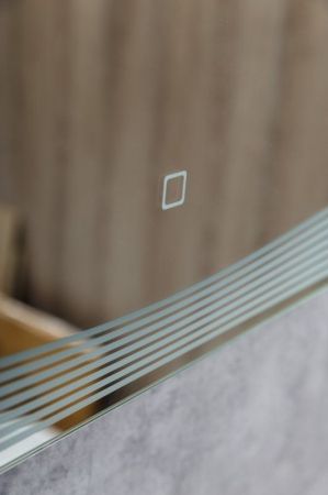 Зеркало BelBagno SPC-LNS 70 с сенсорным выключателем с подсветкой, артикул SPC-LNS-700-700-LED-TCH