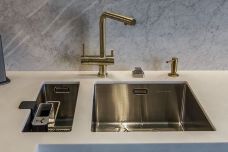 Мойка, OMOIKIRI, Tadzava Quadro, ширина, мм-440, глубина, мм-440, высота, мм-200, тип установки-встраиваемый, отверстия для смесителя-отсутствуют, с переливом, сифон и донный клапан в комплекте, автоматический донный клапан-приобретается отдельно, материа, артикул 4993509