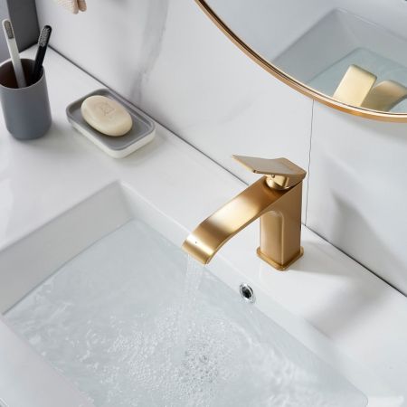 Смеситель для раковины Shevanik S4001G, золотой сатин