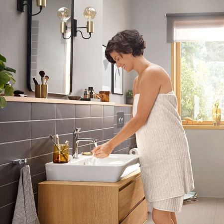 Смеситель для раковины, Hansgrohe, Rebris E, тип открывания воды-однорычажный, тип регулирования воды-керамический картридж, монтаж-на раковину/столешницу, отверстия для монтажа-1, высота, мм-168, вынос излива, мм-133, тип излива-неподвижный, донный клапа, артикул 72557000