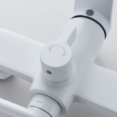 Смеситель для ванны Shevanik S4322C, белый