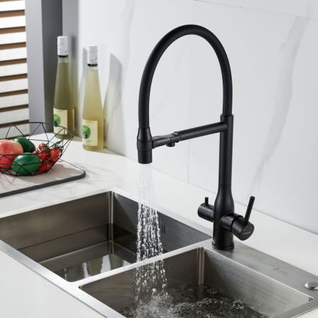 Смеситель для кухни с гибким изливом и подключением фильтра Shevanik S378H, черный