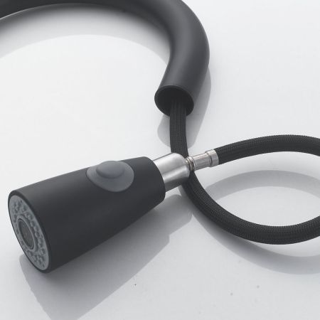 Смеситель для кухни с выдвижным изливом Raffine F213H, черный