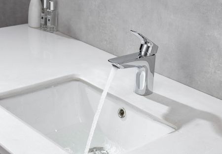 Смеситель для раковины 97 с донным клапаном AQUATEK AQ1011CR ВЕГА