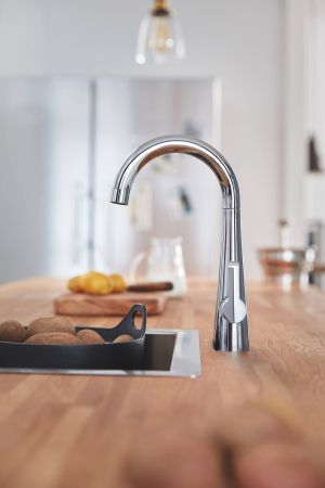 Вентиль вертикальный для подачи фильтрованной воды GROHE Zedra, хром (30026002)