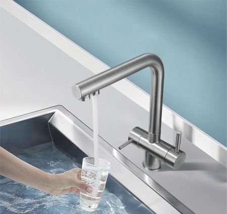 Смеситель для кухни с подключением фильтра Shevanik S468B, сатин, артикул S468B