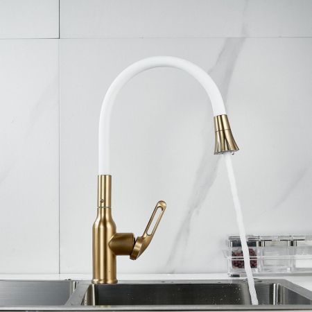 Смеситель для кухни с гибким изливом Raffine F303G-1, золотой сатин, артикул F303G-1