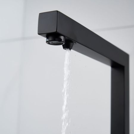 Смеситель для кухни с подключением фильтра Shevanik S148H, черный, артикул S148H