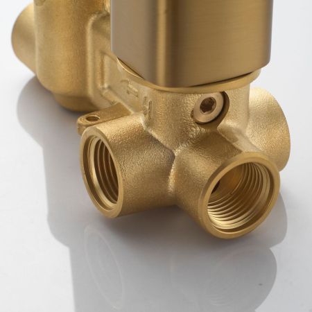 Душевая система встраиваемая Shevanik S9935G, золотой сатин