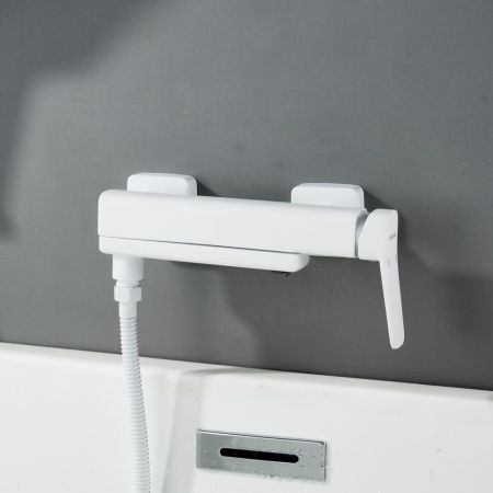 Смеситель для ванны Shevanik S9952C, белый, артикул S9952C