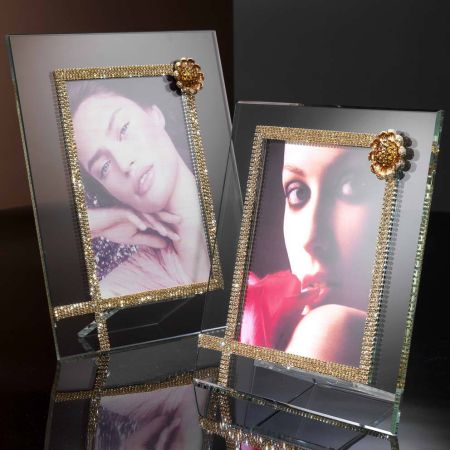 CTF, фоторамка средняя, 24х24 см, цвет золото, артикул 18968