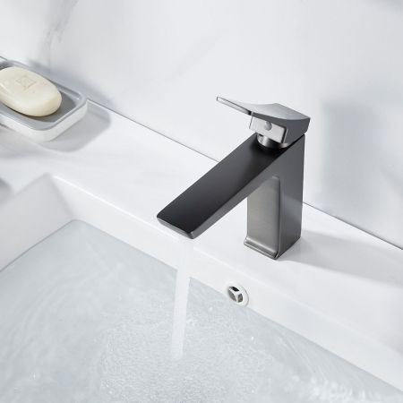 Смеситель для раковины Shevanik S4401T, оружейная сталь