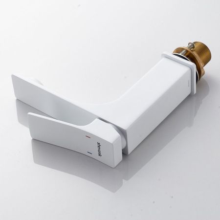 Смеситель для раковины Shevanik S6101C, белый