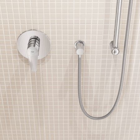 Смеситель для душа GROHE BauEdge однорычажный, комплект верхней монтажной части, хром (24161001), артикул 24161001