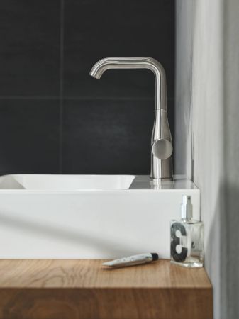 Смеситель для раковины GROHE Essence New с высоким изливом и донным клапаном, суперсталь (32628DC1)