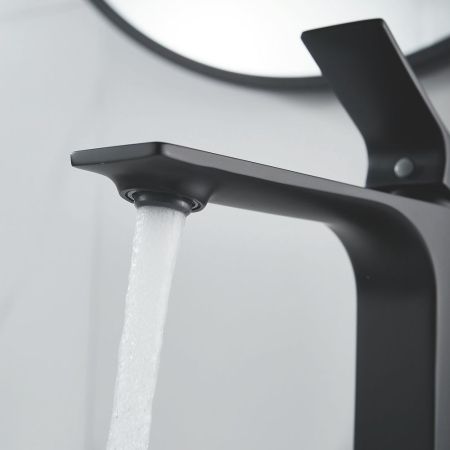 Смеситель для раковины высокий Shevanik S6111H, черный, артикул S6111H