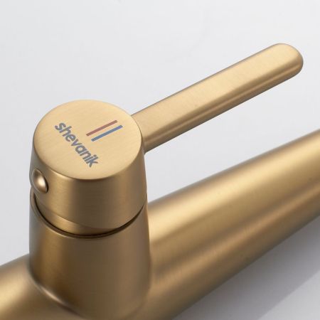 Смеситель для кухни с выдвижным изливом Shevanik S363G, золотой сатин