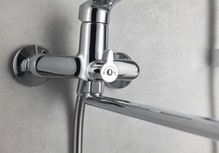 Смеситель для ванны с длинным изливом AQUATEK AQ1042CR ВЕГА, артикул AQ1042CR