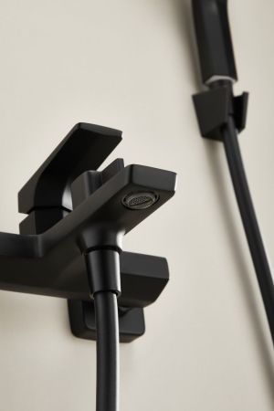 Смеситель для ванны HAIBA черный (HB60726-7), артикул HB60726-7