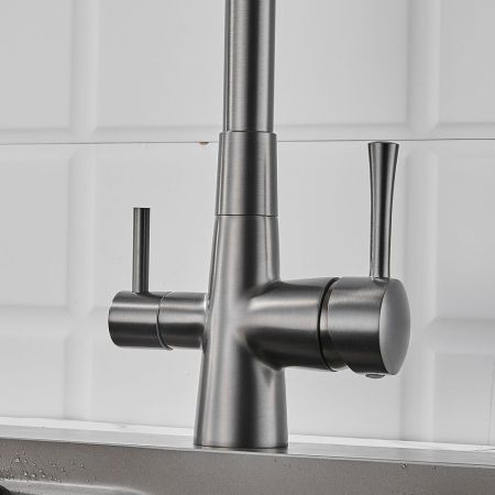Смеситель для кухни с подключением фильтра Shevanik S528T, оружейная сталь, артикул S528T