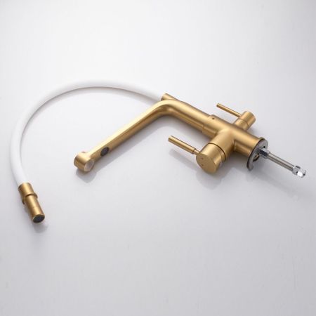 Смеситель для кухни с подключением фильтра воды Rose R658G, золотой сатин