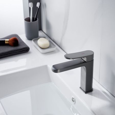 Смеситель для раковины Shevanik S4501T, оружейная сталь