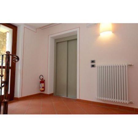 Стальной радиатор Arbonia 2057/14 14 секций с боковым подключением, артикул 2057/14