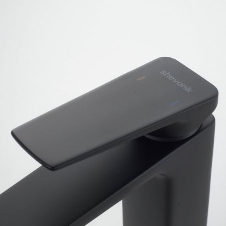 Смеситель для раковины Shevanik S8901H-1, черный